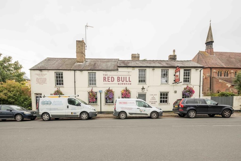 Cambridge 3 Bedroom Flat With Private Parking Exterior photo